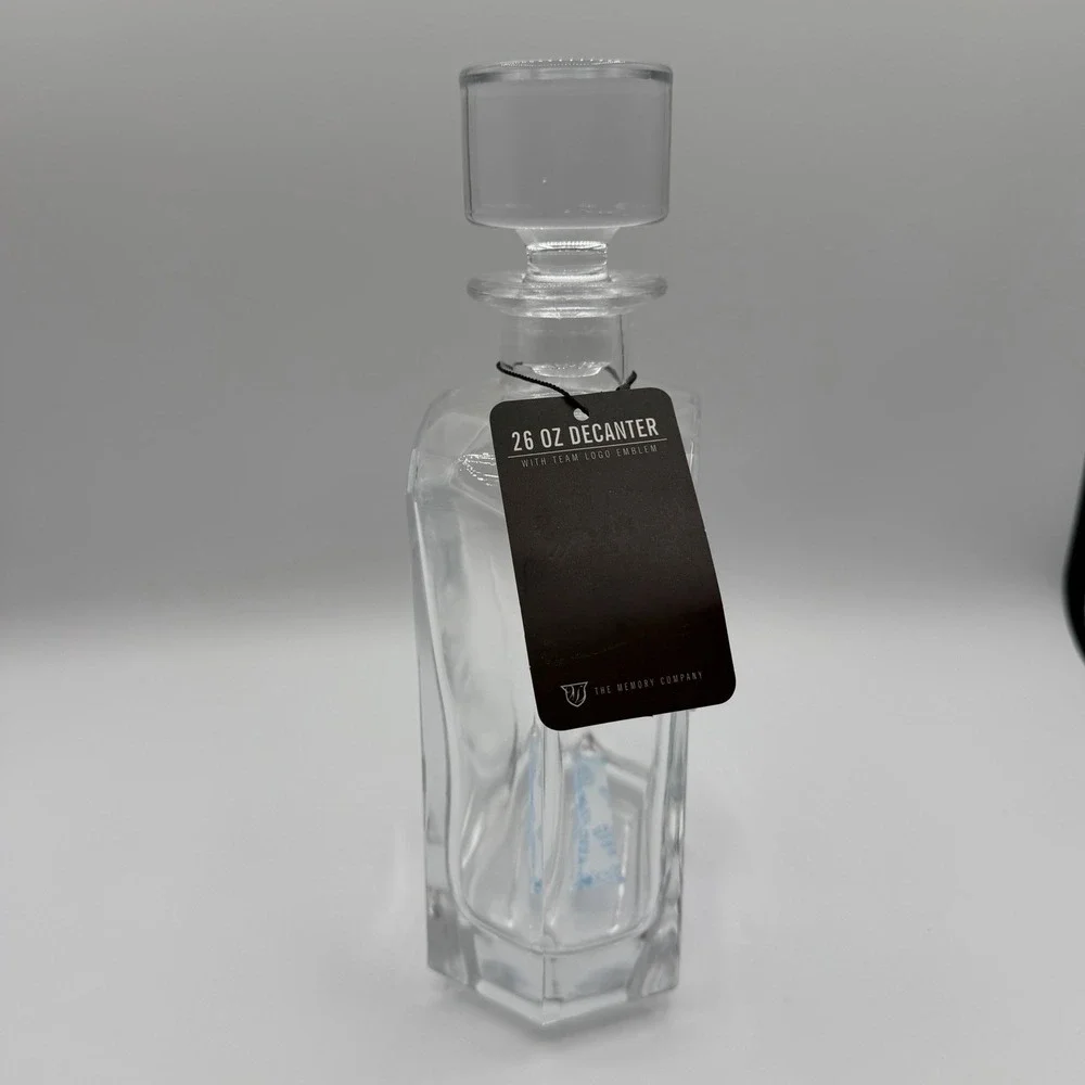 Philadelphia Eagles Glass Decanter 26oz‎ Whiskey Scotch Vodka Spirits Memory Co